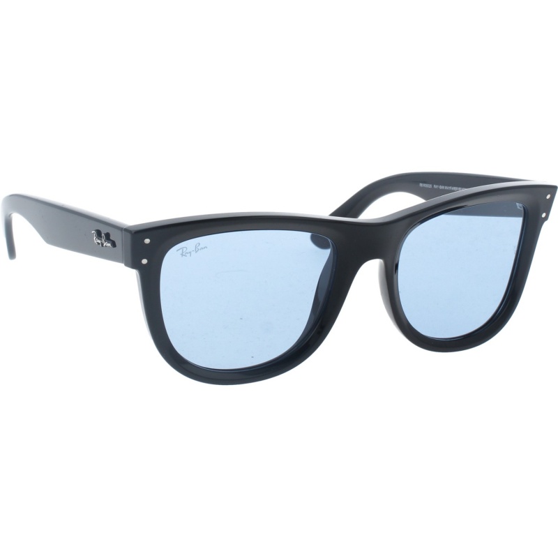 Contemporary Wayfarer Glasses